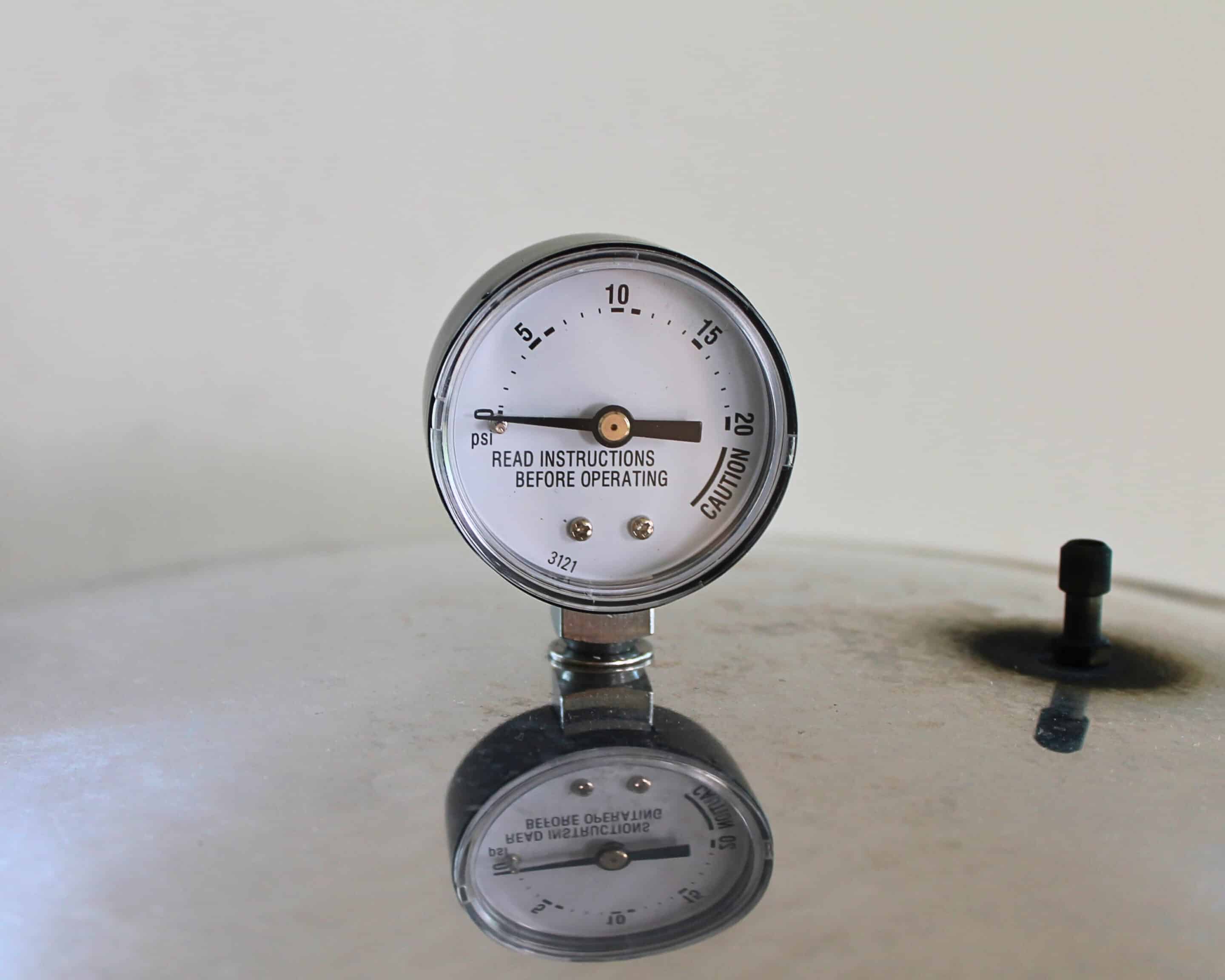 Manometer zur Druckkontrolle am Pressure Canner – wichtig für sicheres Einkochen