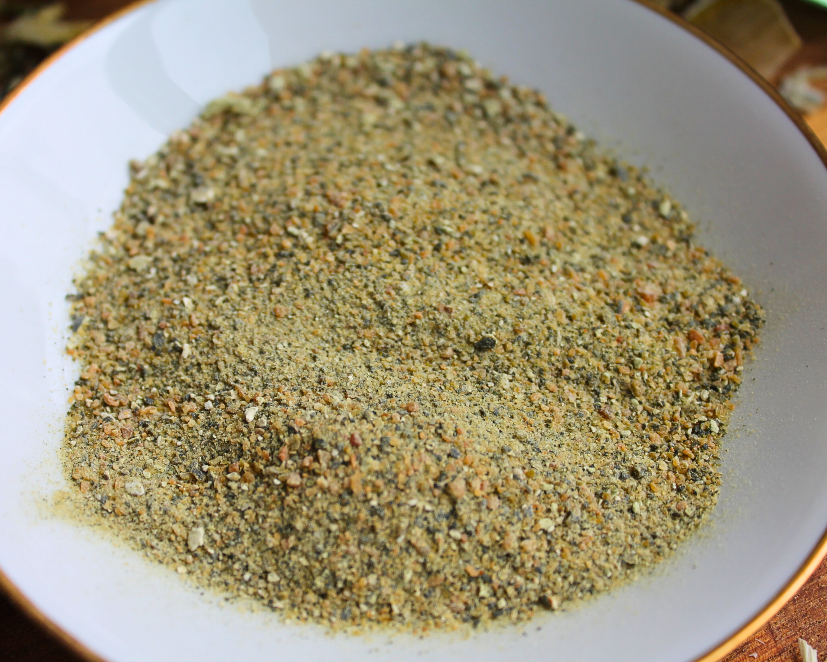 zucchinipulver-selber-machen.jpg Selbstgemachtes Zucchinipulver aus getrocknetem Gemüse – praktisch für Suppen, Saucen und vegane Vorräte.