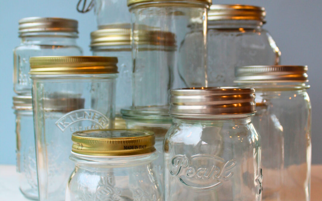 Einmachgläser im Vergleich – Twist-off, Weck und Mason Jars in verschiedenen Größen
