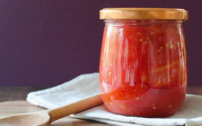 Stückige Tomaten einkochen: So holst du dir den Sommer ins Glas