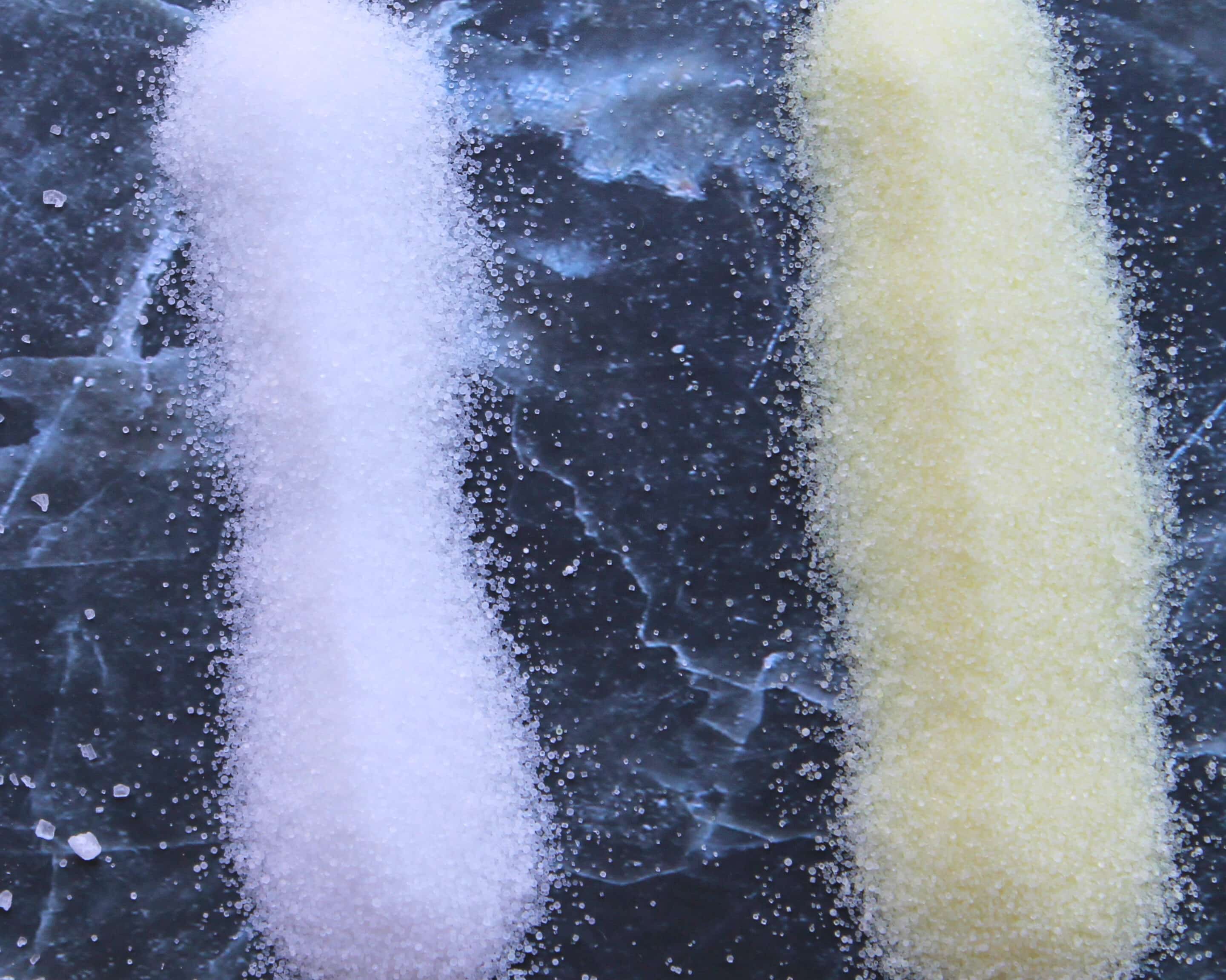 Grobes Meersalz und feines Jodsalz im Vergleich – welches Salz eignet sich zum Fermentieren
